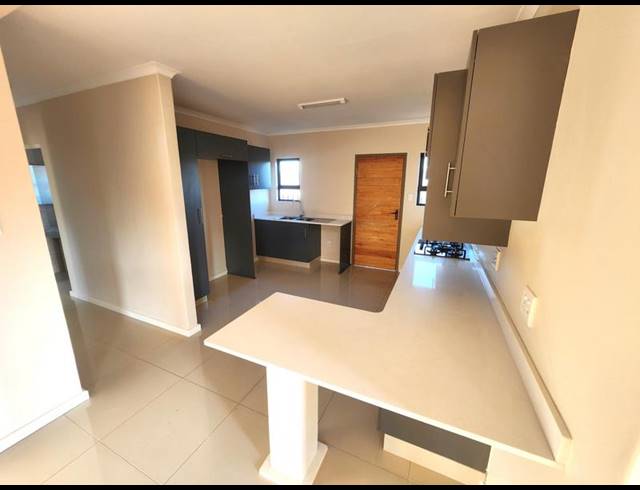 4 BEDROOM TOWNHOUSE FOR SALE IN BISHOPSTOWE